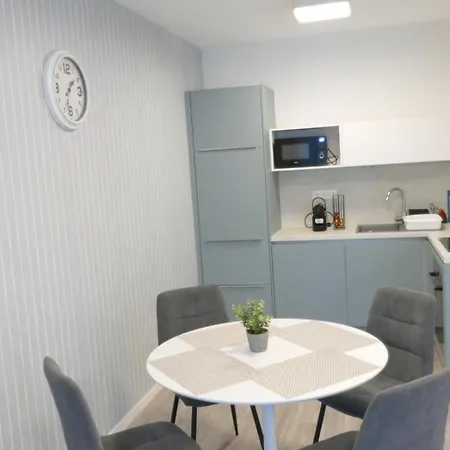 Apartamento Mistral 103 *